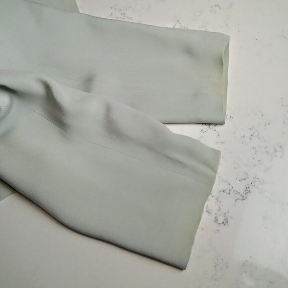 Due Per Due Pale Green Short Silk Jacket - Picture 6 of 6